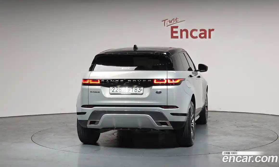 Land Rover Range-Rover Evoque 2020 2.0 Автомат в Москве № 546166, фото 3