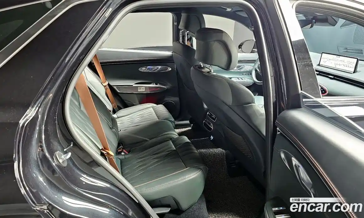 Genesis GV70 2023 2.5 Автомат в Москве № 57862, фото 20