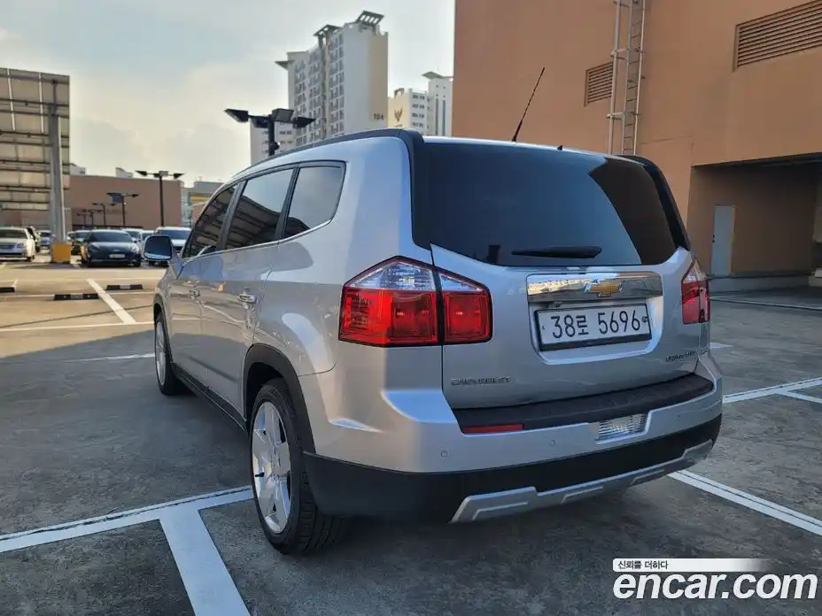 Chevrolet Orlando 2012 2.0 Автомат в Москве № 85430, фото 5