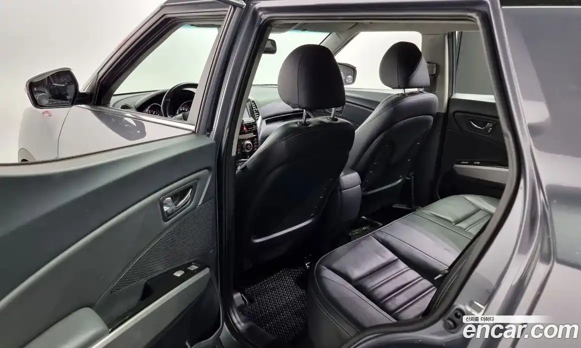 SsangYong TIBOLI 2015 1.6 Автомат в Москве № 97320, фото 11