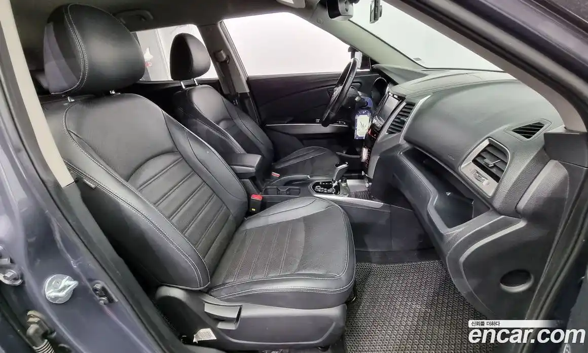 SsangYong TIBOLI 2015 1.6 Автомат в Москве № 97320, фото 8