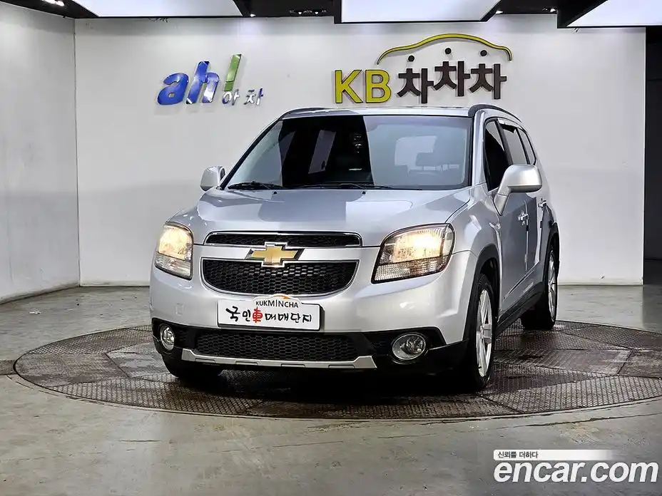 Chevrolet Orlando 2012 2.0 Автомат в Москве № 105233, фото 2