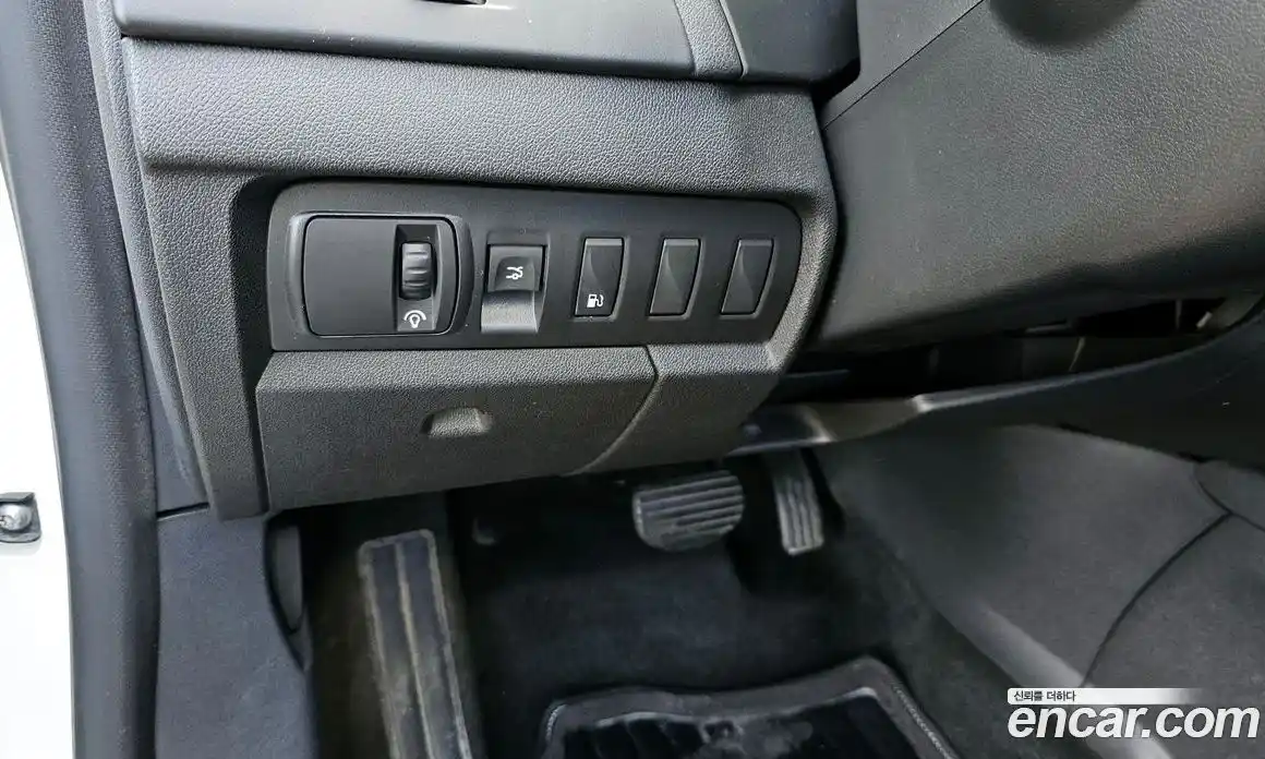 Renault SM3 2011 1.6 Автомат в Москве № 106620, фото 11