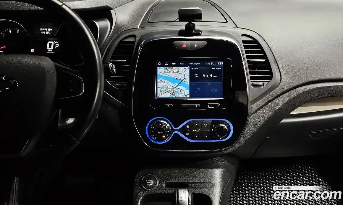 Renault QM3 2018 1.5 Автомат в Москве № 106715, фото 17