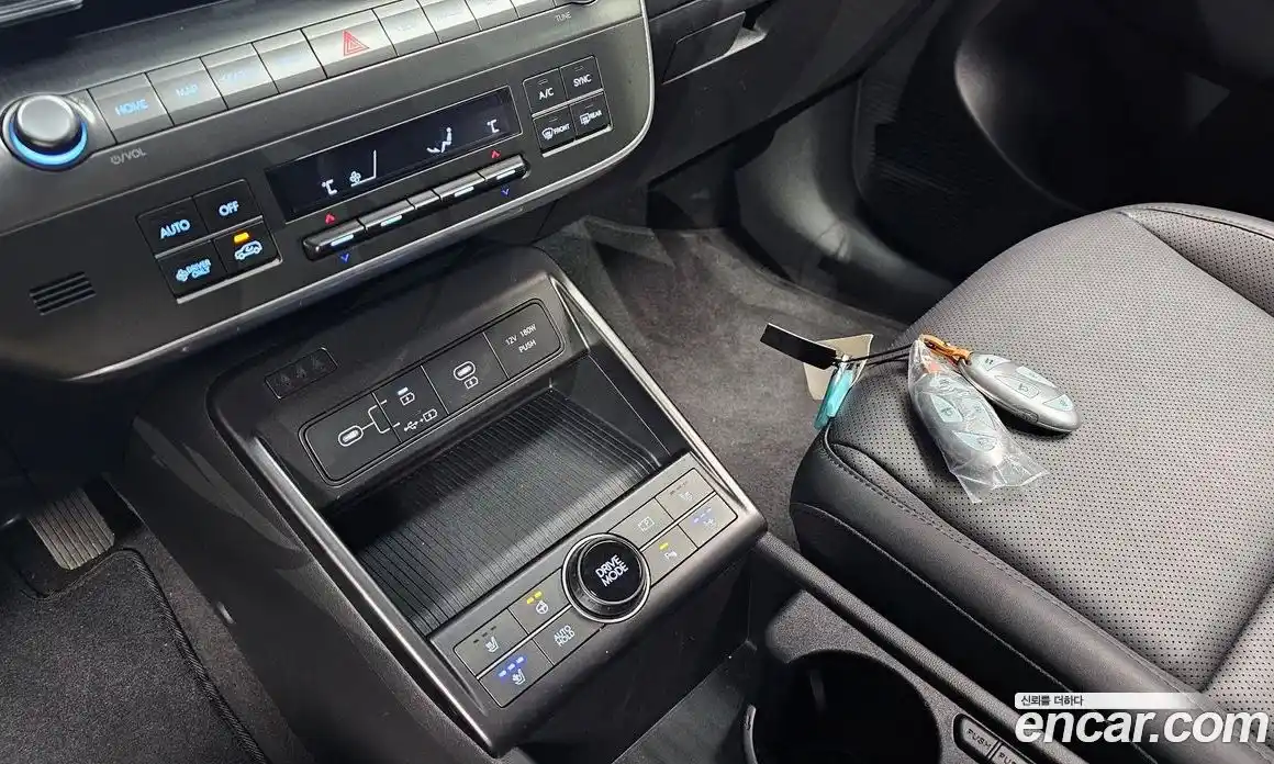 Hyundai Kona 2023 0.2 Автомат в Москве № 108479, фото 3