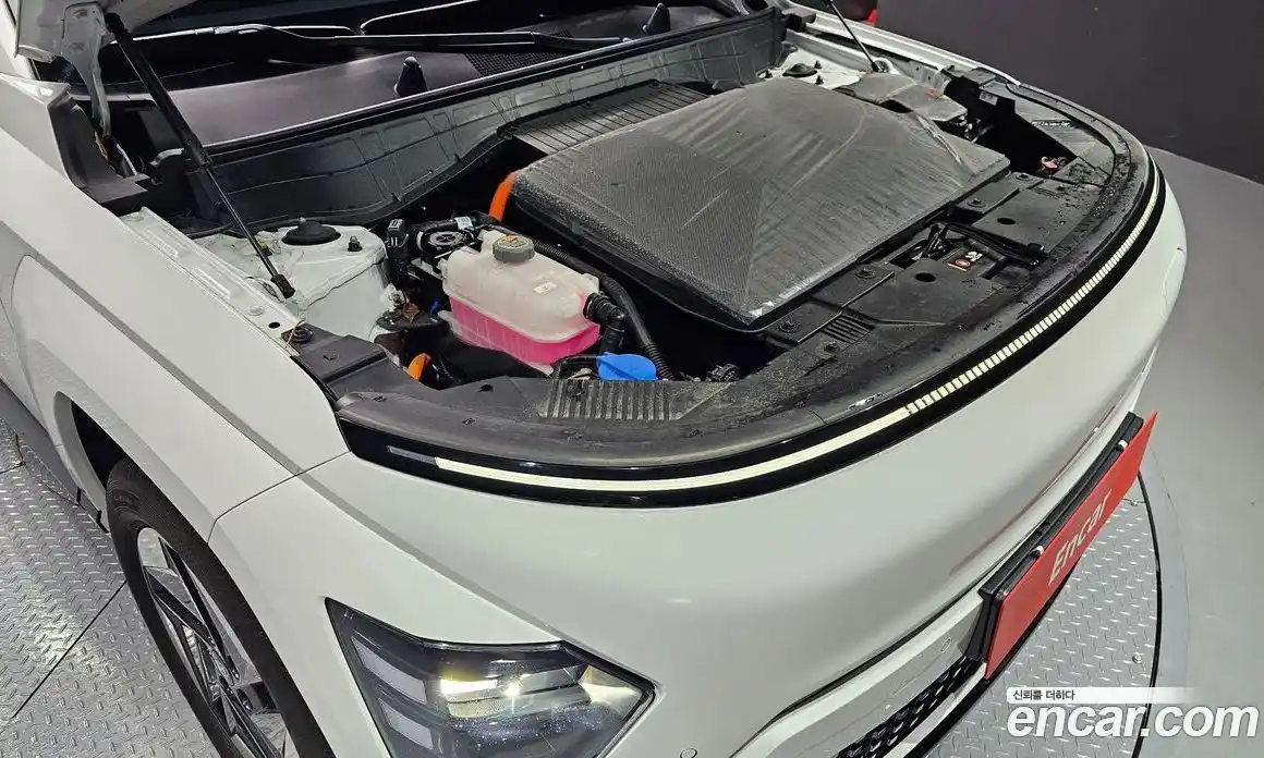 Hyundai Kona 2023 0.2 Автомат в Москве № 108479, фото 6