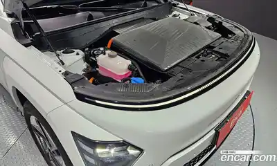 Hyundai Kona 2023 0.2 Автомат в Москве № 108479, миниатюра 6