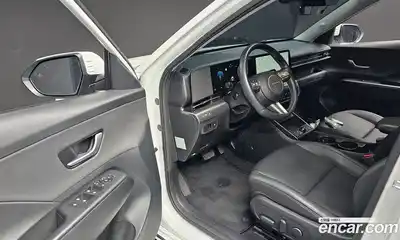 Hyundai Kona 2023 0.2 Автомат в Москве № 108479, миниатюра 8