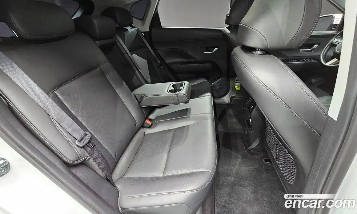 Hyundai Kona 2023 0.2 Автомат в Москве № 108479, фото 9