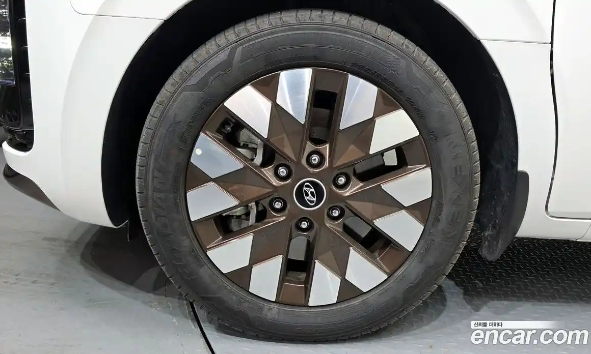 Hyundai Staria 2024 2.2 Автомат в Москве № 108969, фото 5