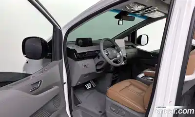 Hyundai Staria 2024 2.2 Автомат в Москве № 108969, миниатюра 10