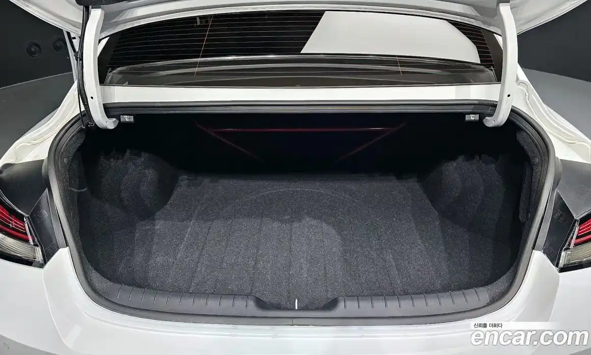 Hyundai Avante 2023 2.0 Автомат в Москве № 112432, фото 5