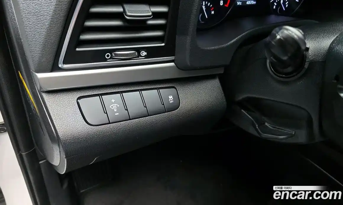 Hyundai Avante 2017 1.6 Автомат в Москве № 112713, фото 15