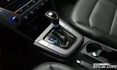 Hyundai Avante 2017 1.6 Автомат в Москве № 112713, миниатюра 2