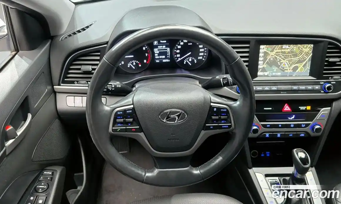 Hyundai Avante 2017 1.6 Автомат в Москве № 112713, фото 3