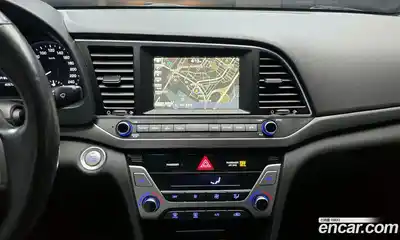 Hyundai Avante 2017 1.6 Автомат в Москве № 112713, миниатюра 4