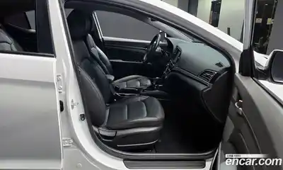 Hyundai Avante 2017 1.6 Автомат в Москве № 112713, миниатюра 9