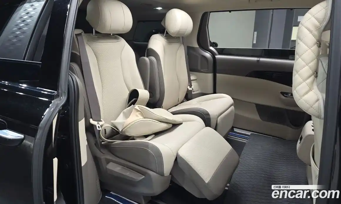 Kia Canival 2026 3.5 Автомат в Москве № 114434, фото 7