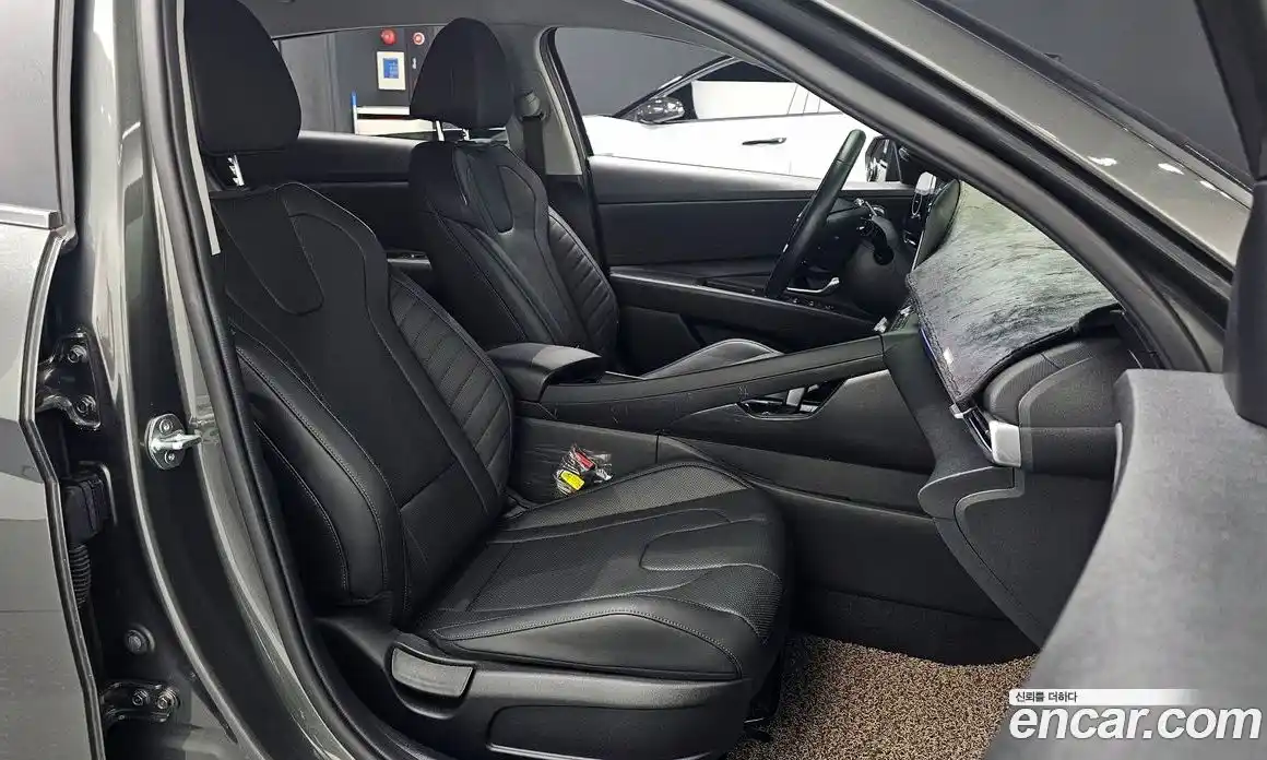 Hyundai Avante 2021 1.6 Автомат в Москве № 119675, фото 10