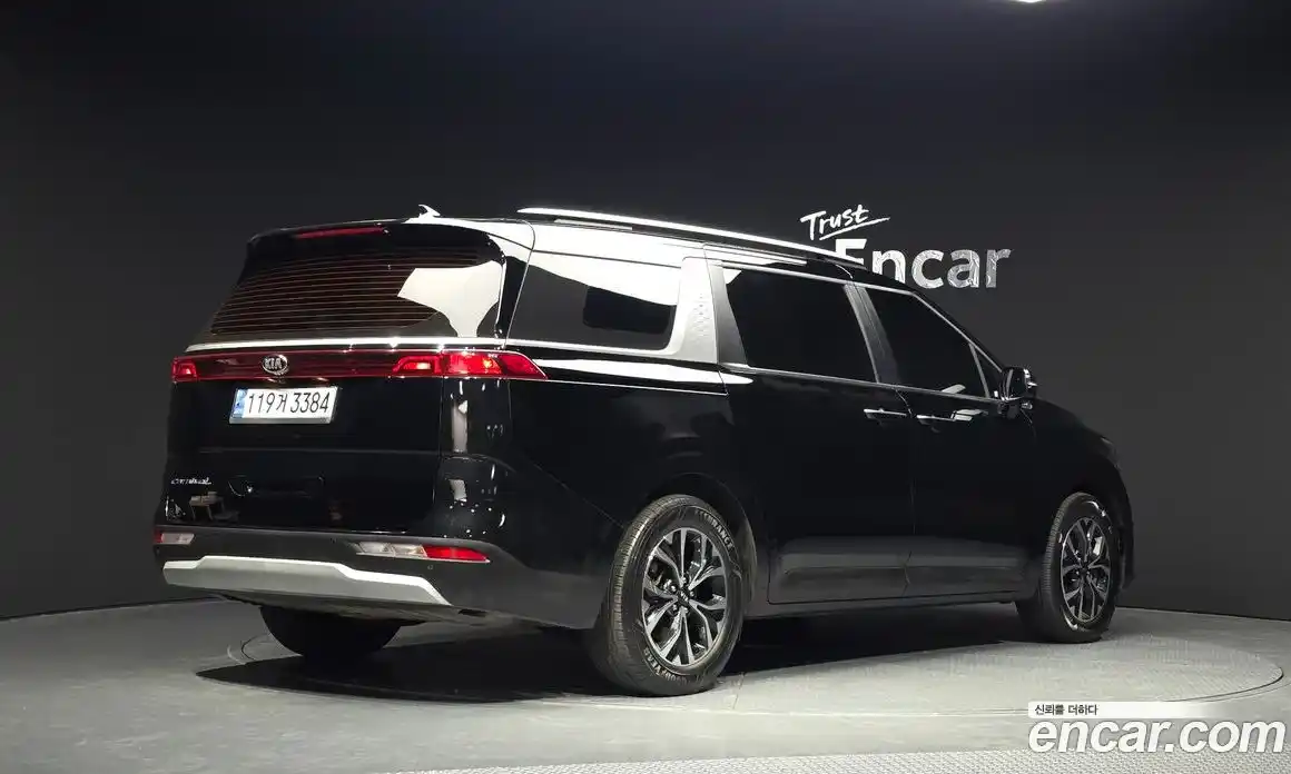 Kia Canival 2021 3.5 Автомат в Москве № 123654, фото 13