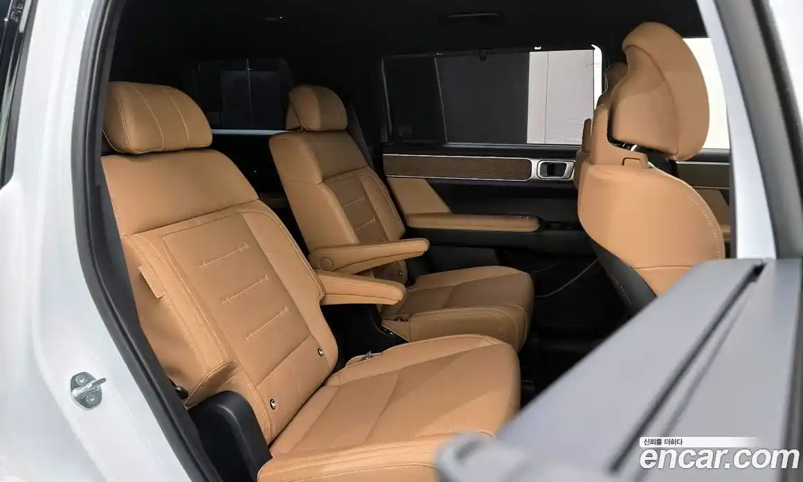 Hyundai Santa Fe 2024 1.6 Автомат в Москве № 126799, фото 7