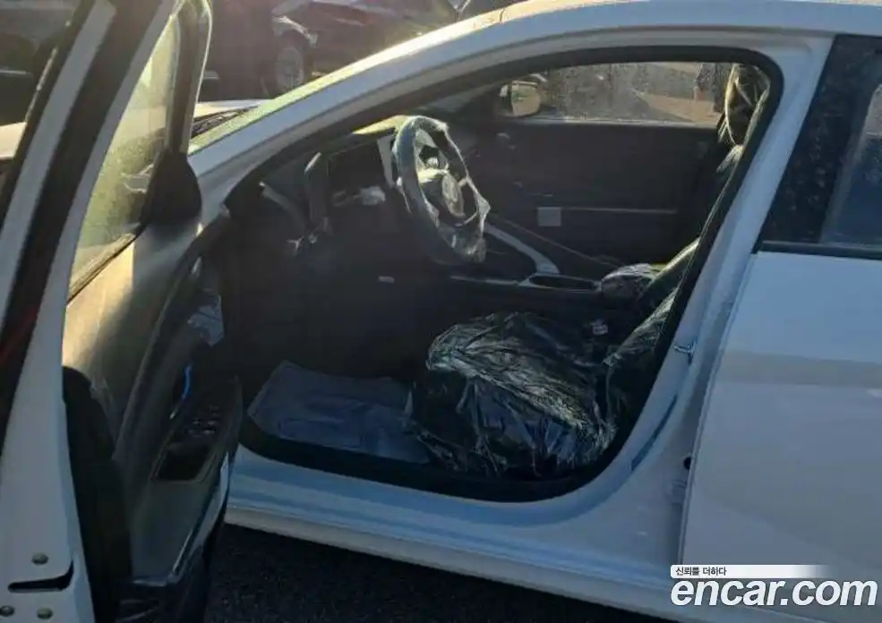 Hyundai Avante 2026 1.6 Автомат в Москве № 129372, фото 4