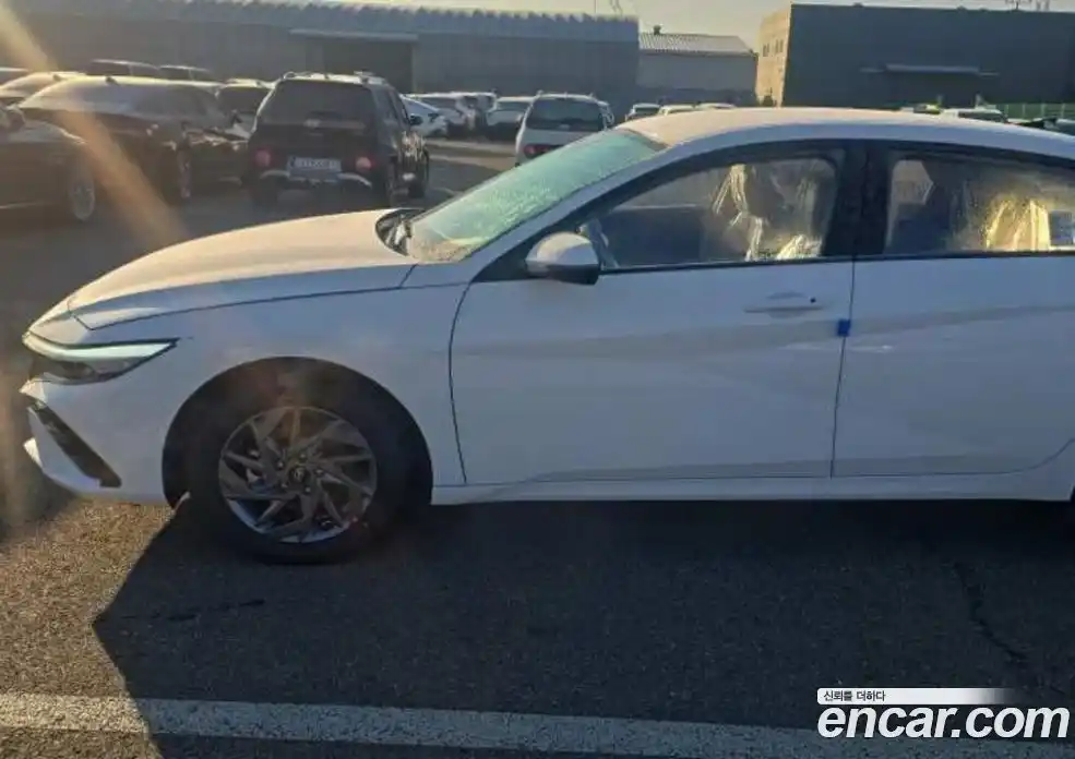 Hyundai Avante 2026 1.6 Автомат в Москве № 129372, фото 5