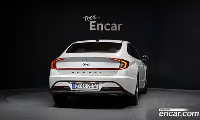 Hyundai Sonata 2021 2.0 Автомат в Москве № 130321, миниатюра 4