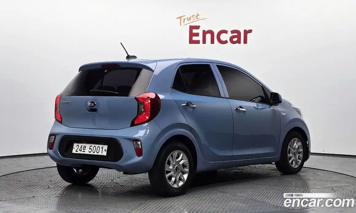 Kia Morning 2019 1.0 Автомат в Москве № 131546, фото 9