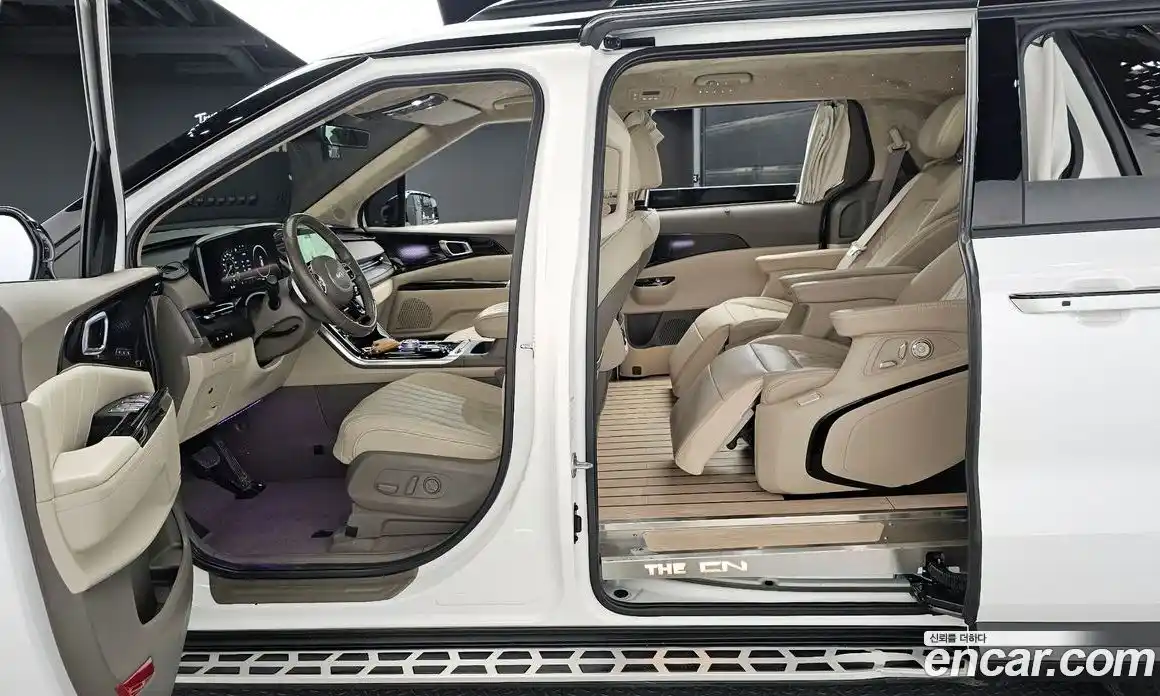 Kia Canival 2023 3.5 Автомат в Москве № 131869, фото 12