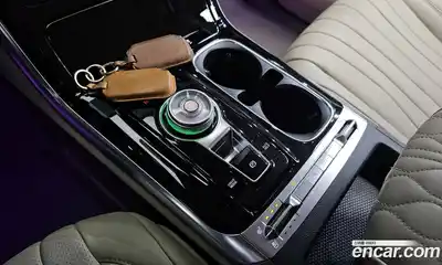 Kia Canival 2023 3.5 Автомат в Москве № 131869, миниатюра 9