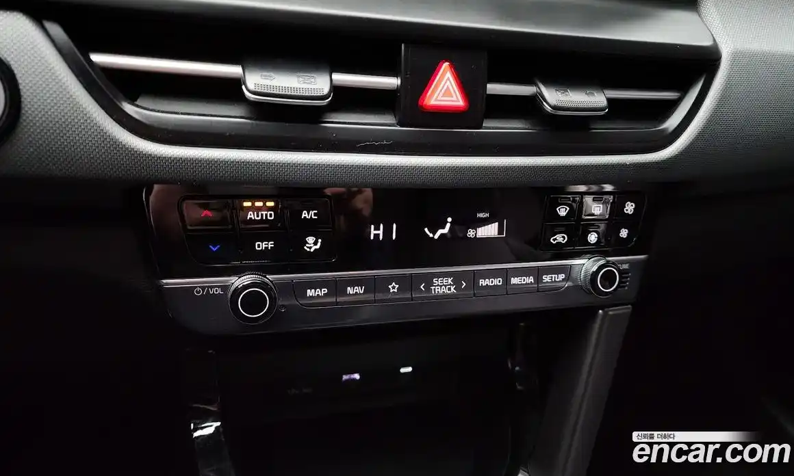 Kia Seltos 2024 1.6 Автомат в Москве № 132161, фото 17