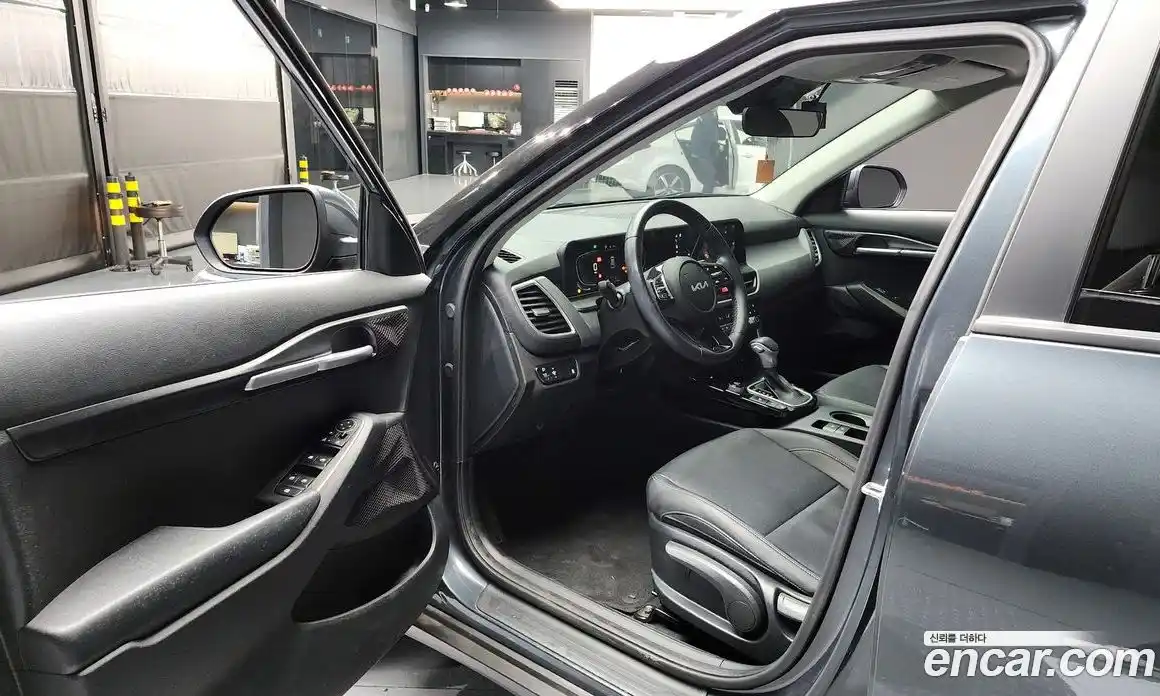 Kia Seltos 2024 1.6 Автомат в Москве № 132161, фото 10