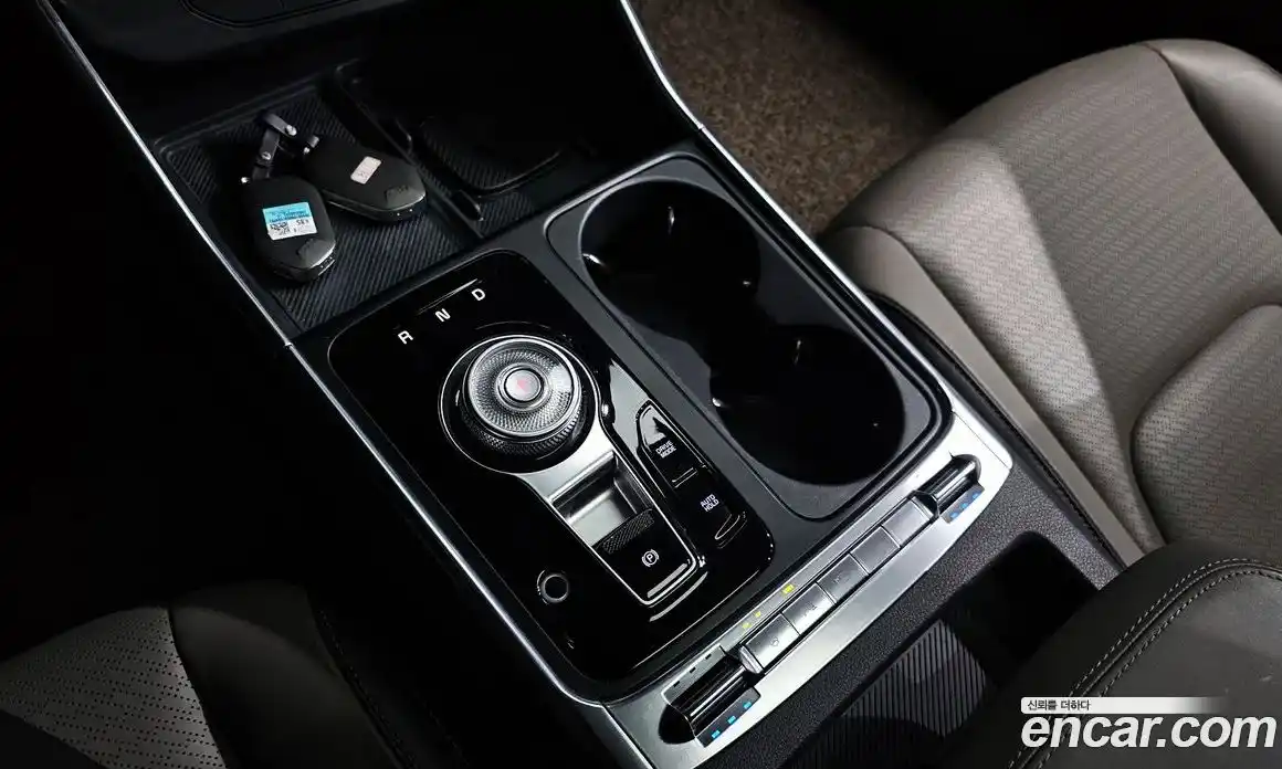 Kia Canival 2024 1.6 Автомат в Москве № 132652, фото 13