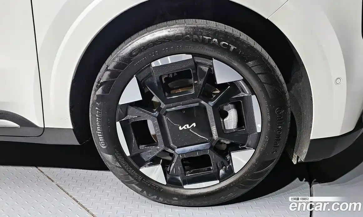 Kia Canival 2024 1.6 Автомат в Москве № 132652, фото 15