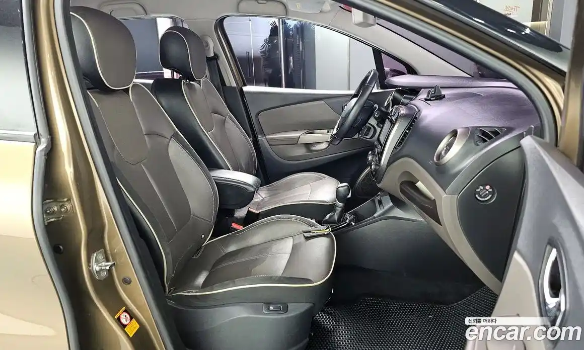 Renault QM3 2017 1.5 Автомат в Москве № 149988, фото 13