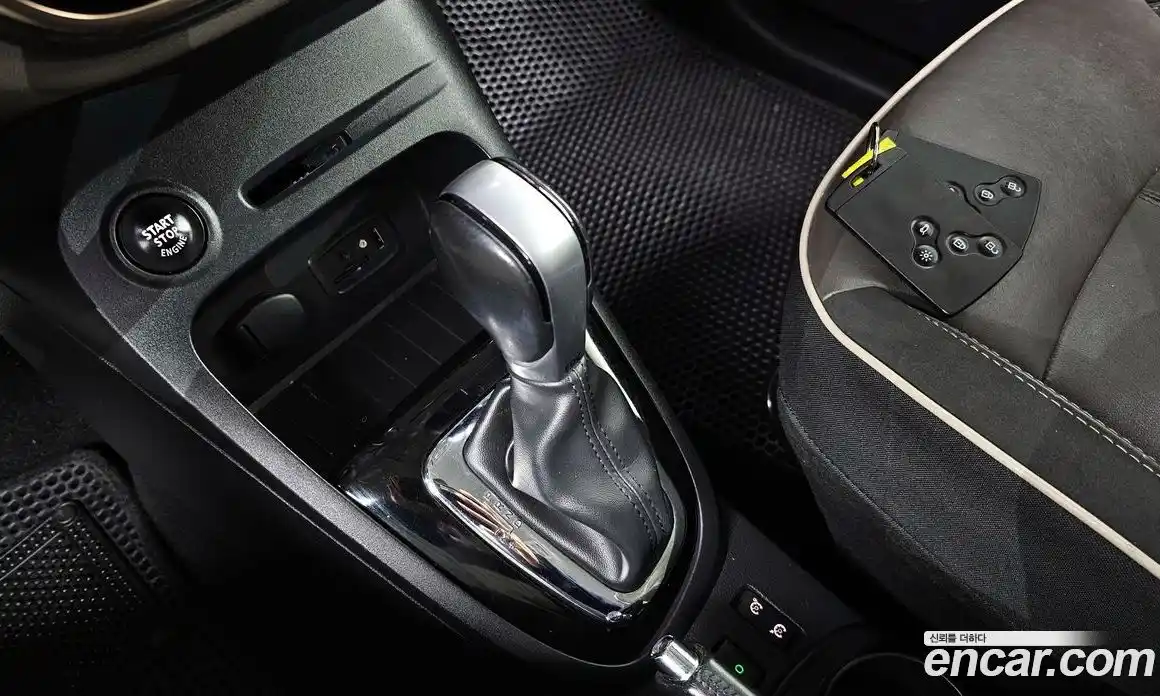 Renault QM3 2017 1.5 Автомат в Москве № 149988, фото 19