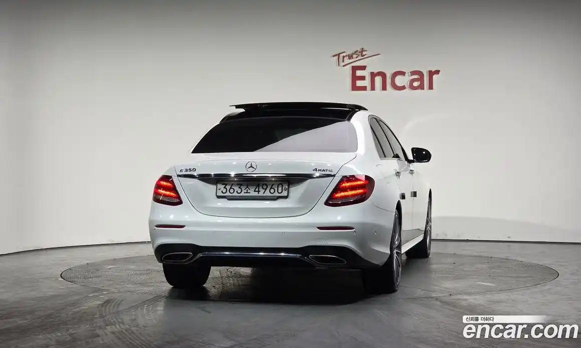 Mercedes-Benz E-Class 2019 2.0 Автомат в Москве № 150831, фото 20