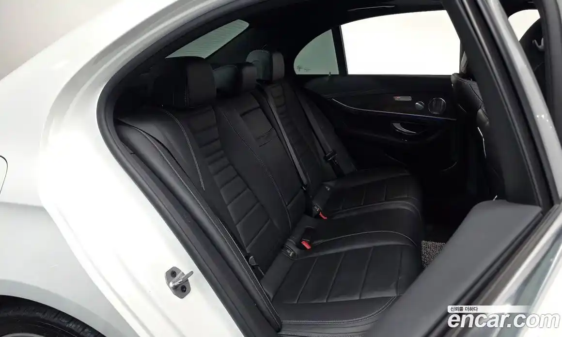 Mercedes-Benz E-Class 2019 2.0 Автомат в Москве № 150831, фото 8