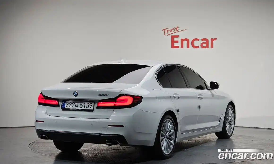 BMW 5-Series 2023 2.0 Автомат в Москве № 154919, фото 12