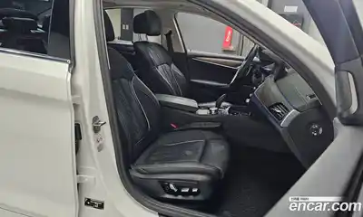 BMW 5-Series 2023 2.0 Автомат в Москве № 154919, миниатюра 2