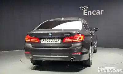 BMW 5-Series, 2020