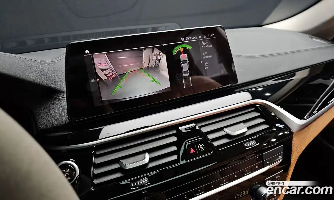 BMW 5-Series 2020 2.0 Автомат в Москве № 155003, фото 17