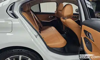 BMW 3-Series 2023 2.0 Автомат в Москве № 155500, миниатюра 10