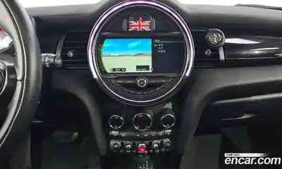 Mini Cooper 2017 1.5 Автомат в Москве № 155670, миниатюра 11