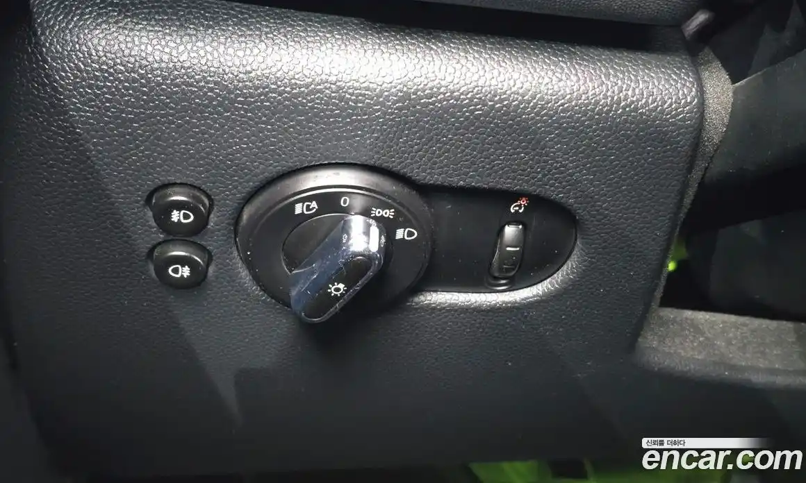 Mini Cooper 2017 1.5 Автомат в Москве № 155670, фото 16