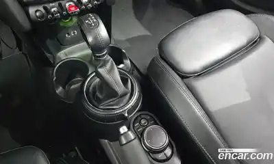 Mini Cooper 2017 1.5 Автомат в Москве № 155670, миниатюра 9