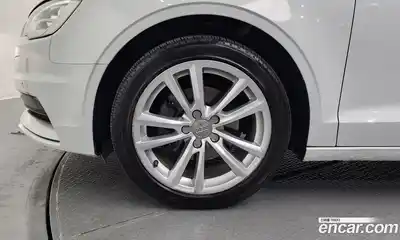 Audi A3 2016 2.0 Автомат в Москве № 163575, миниатюра 10