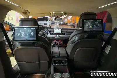 Audi A8 2011 6.3 Автомат в Москве № 164082, миниатюра 11