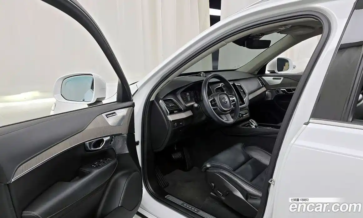 Volvo XC90 2022 2.0 Автомат в Москве № 164573, фото 4